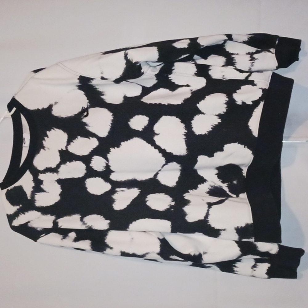 NIKE Sweater